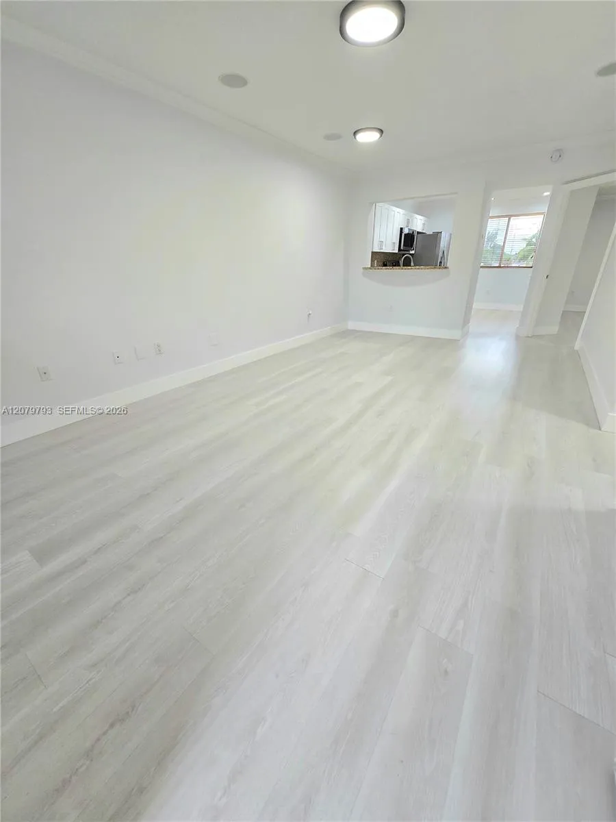 7175 NW 173rd Dr #510-5 Hialeah, FL 33015
