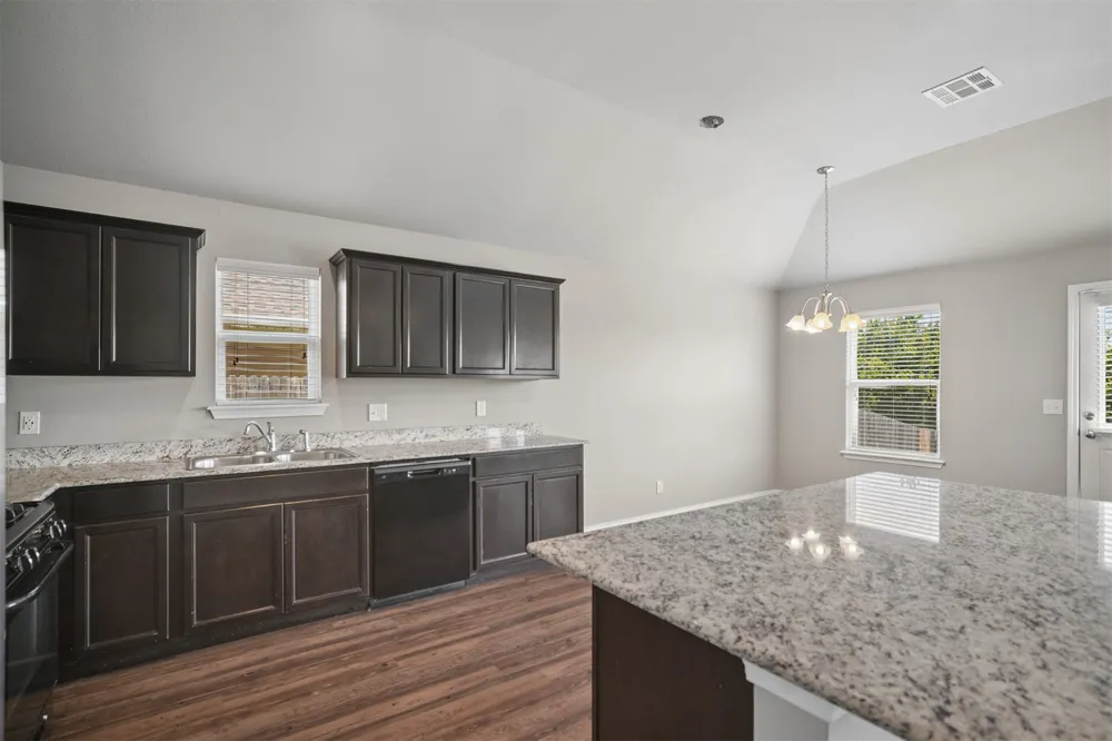 14713 S Lakewood Avenue Bixby, OK 74008
