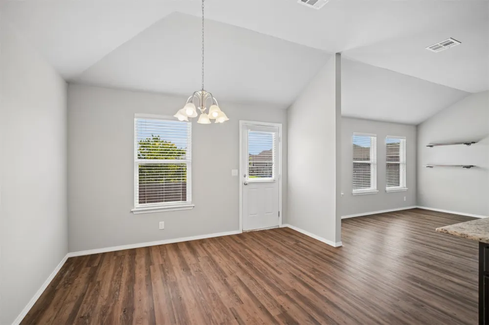 14713 S Lakewood Avenue Bixby, OK 74008