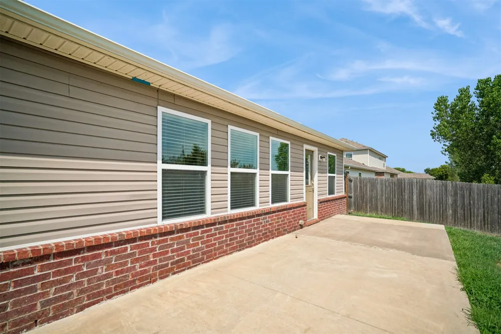 14713 S Lakewood Avenue Bixby, OK 74008