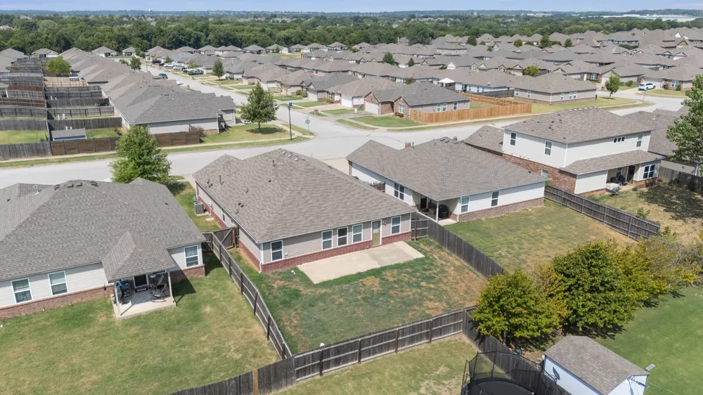14713 S Lakewood Avenue Bixby, OK 74008