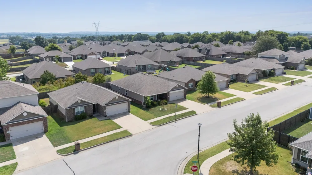 14713 S Lakewood Avenue Bixby, OK 74008