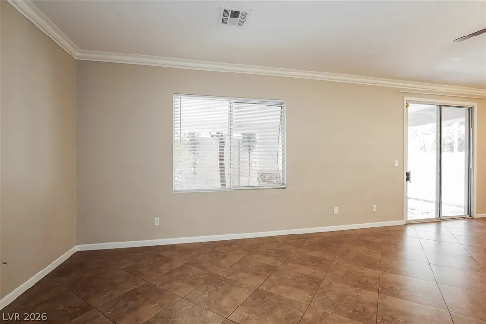 2617 Los Palos Street Las Vegas, NV 89108