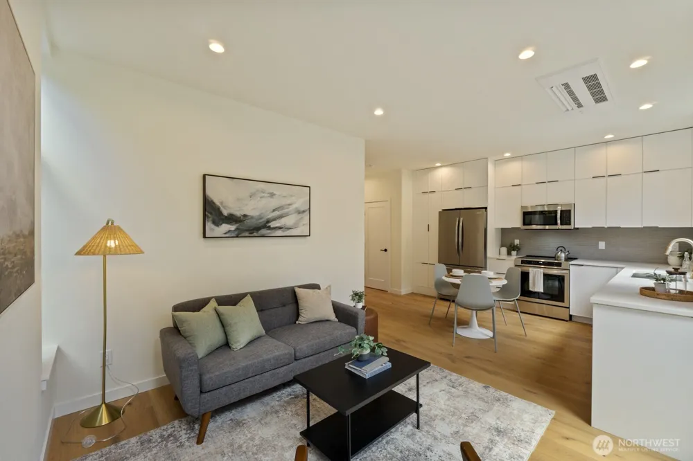 815 NE 100th Street Seattle, WA 98125
