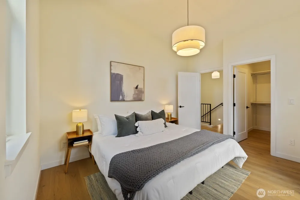 815 NE 100th Street Seattle, WA 98125