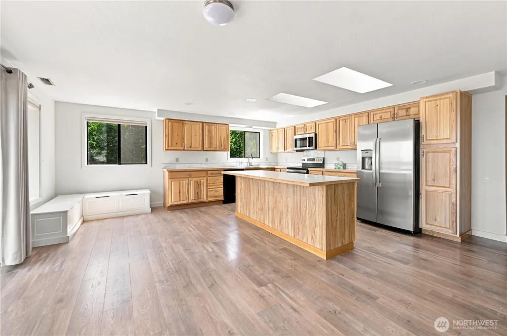 6943 NE 76th Avenue Olympia, WA 98506