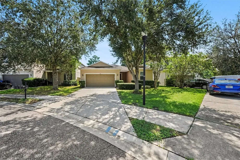 1102 CANYON OAKS DRIVE Brandon, FL 33510