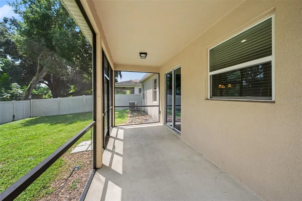 1102 CANYON OAKS DRIVE Brandon, FL 33510