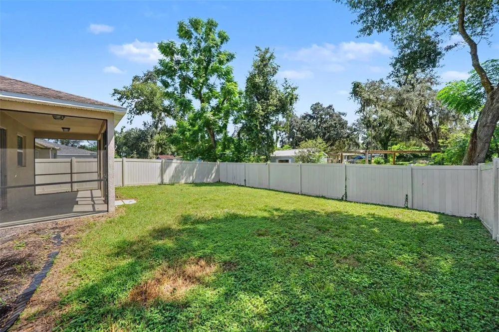 1102 CANYON OAKS DRIVE Brandon, FL 33510