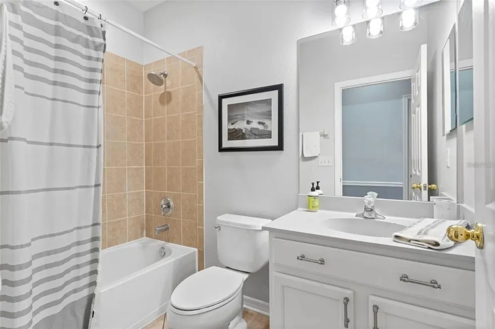 1122 NASHVILLE DRIVE Wesley Chapel, FL 33544
