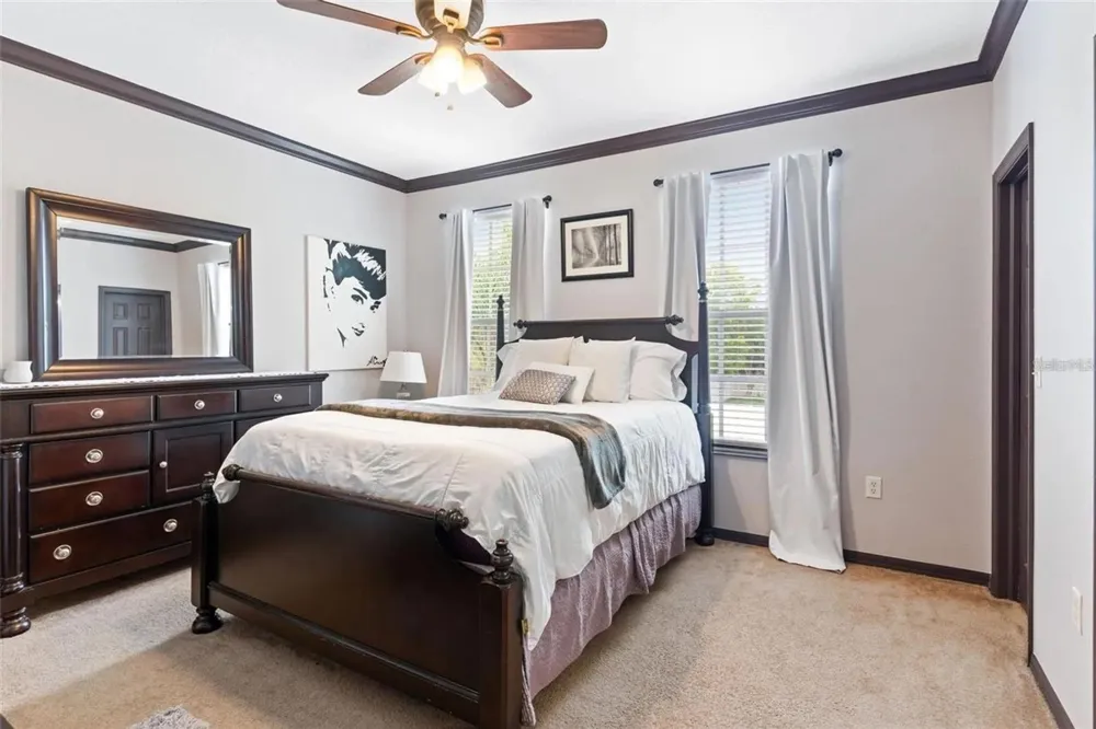 1122 NASHVILLE DRIVE Wesley Chapel, FL 33544
