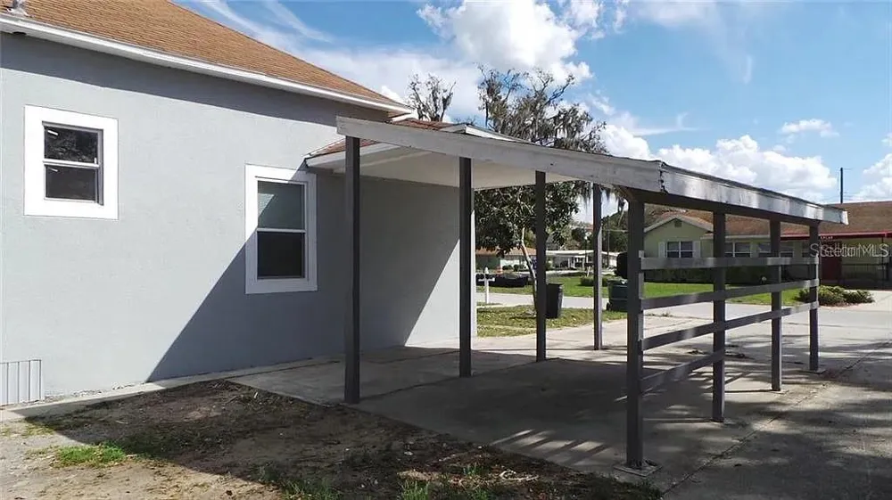 707 AVENUE B SW #B Winter Haven, FL 33880
