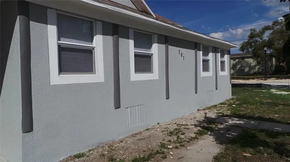 707 AVENUE B SW #B Winter Haven, FL 33880