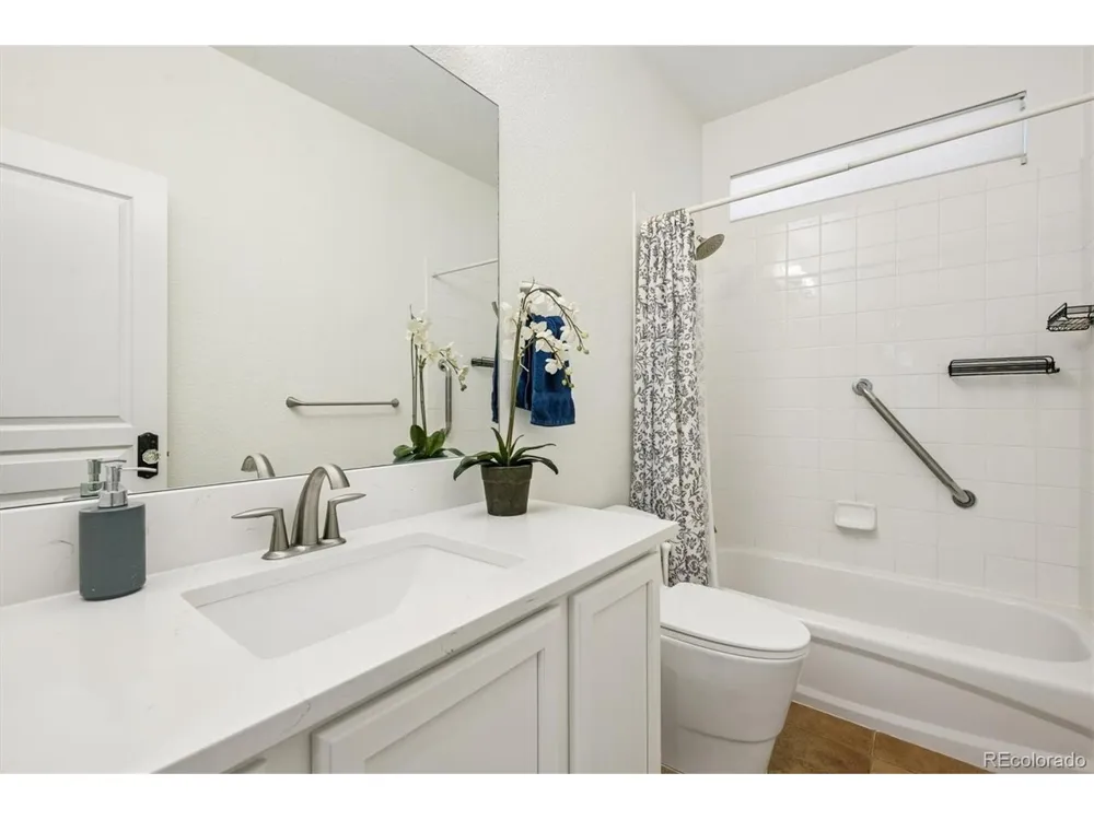 8775 E 28th Avenue Denver, CO 80238