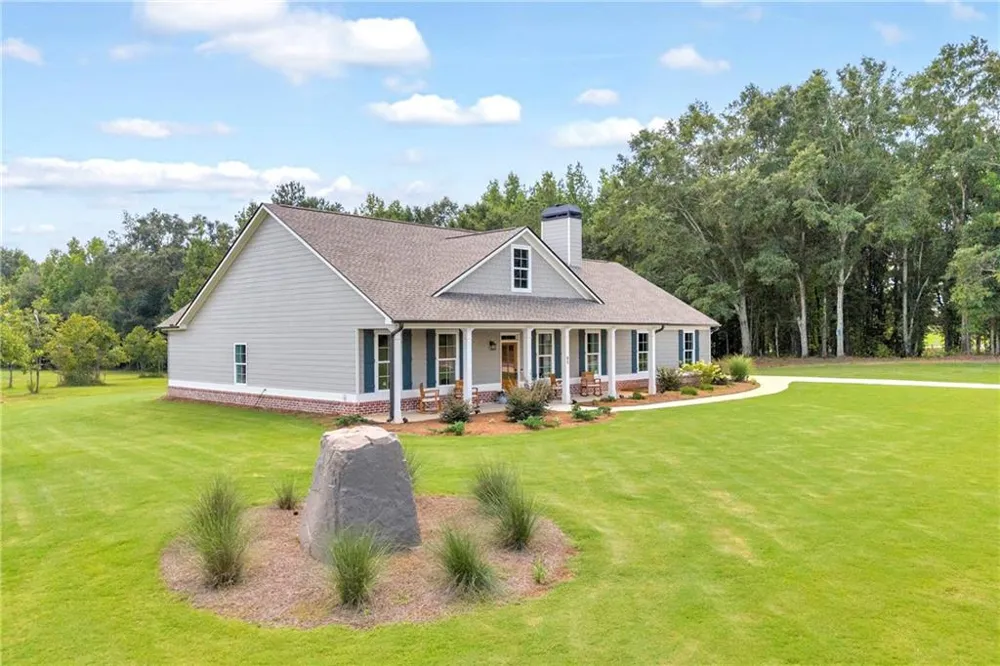 85 Woodfin Way Social Circle, GA 30025