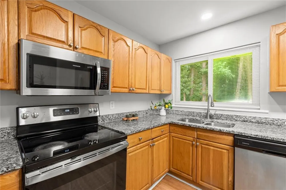 677 Hairston Road Stone Mountain, GA 30083