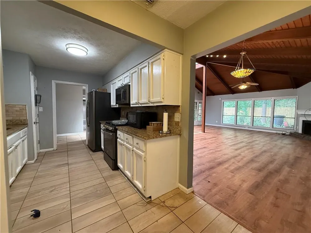 829 Lake Hollow Boulevard SW Marietta, GA 30064