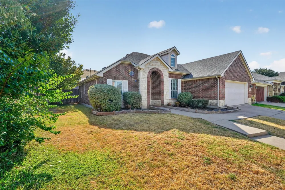 4507 Foxmeadow Trail Arlington, TX 76017