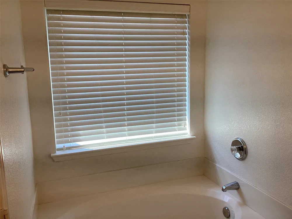 4936 Happy Trail Fort Worth, TX 76244