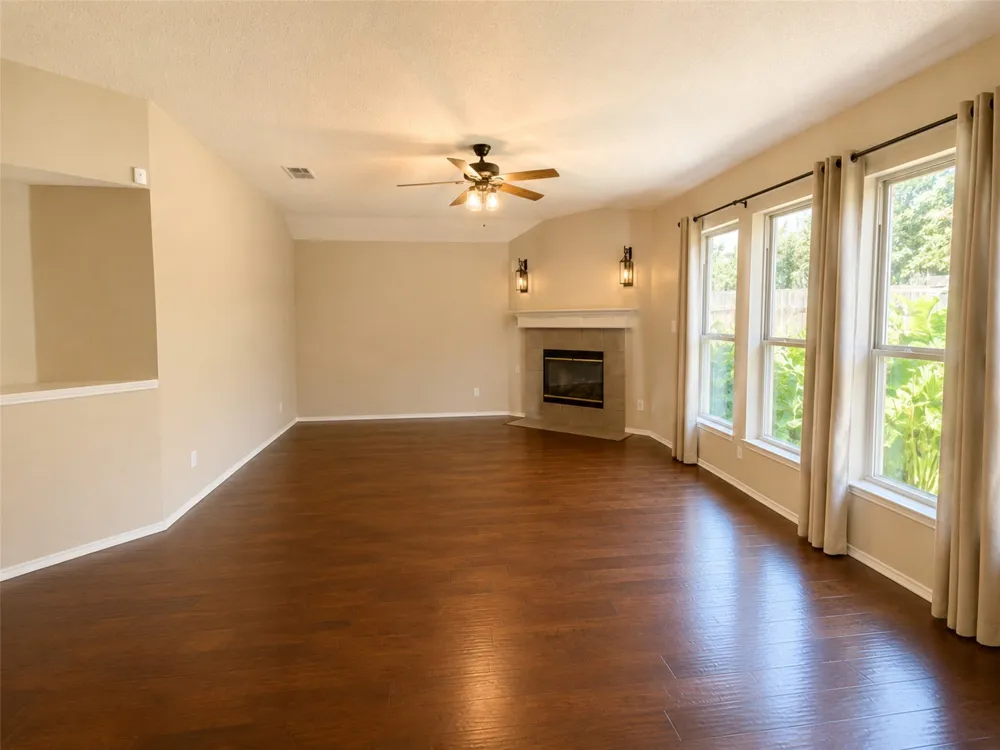8467 Muirwood Trail Fort Worth, TX 76137