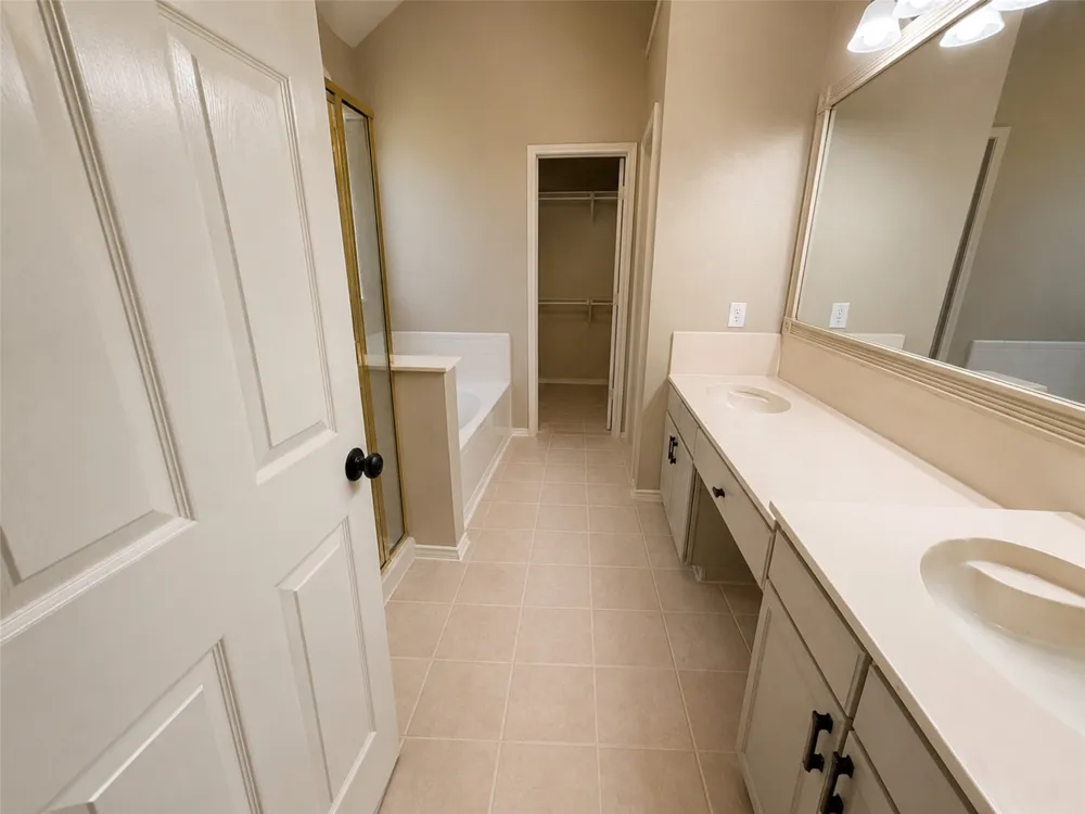 8467 Muirwood Trail Fort Worth, TX 76137