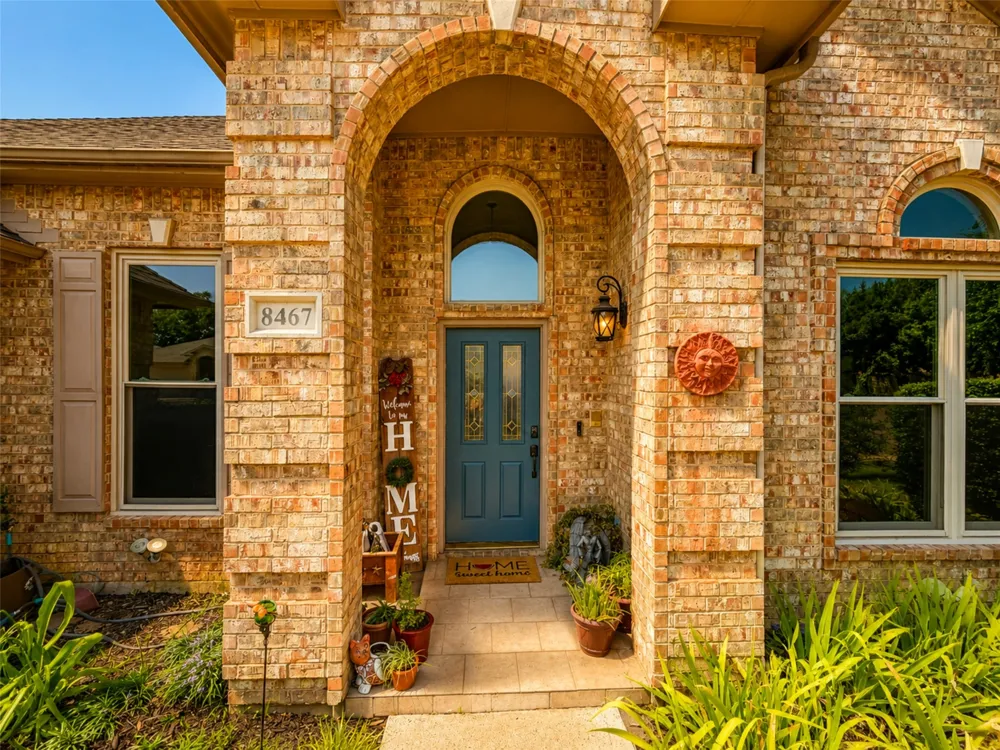 8467 Muirwood Trail Fort Worth, TX 76137