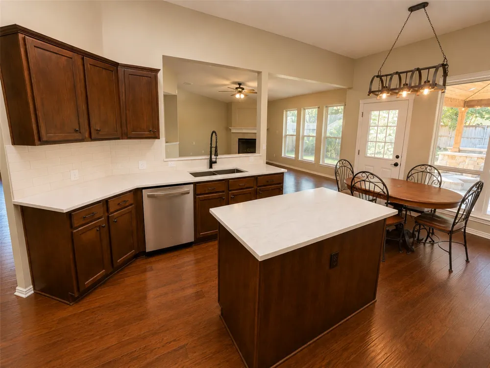 8467 Muirwood Trail Fort Worth, TX 76137