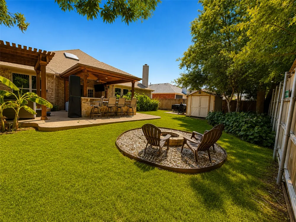 8467 Muirwood Trail Fort Worth, TX 76137