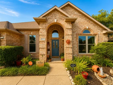 8467 Muirwood Trail