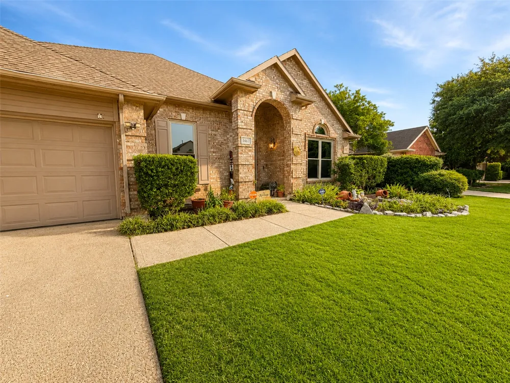 8467 Muirwood Trail Fort Worth, TX 76137