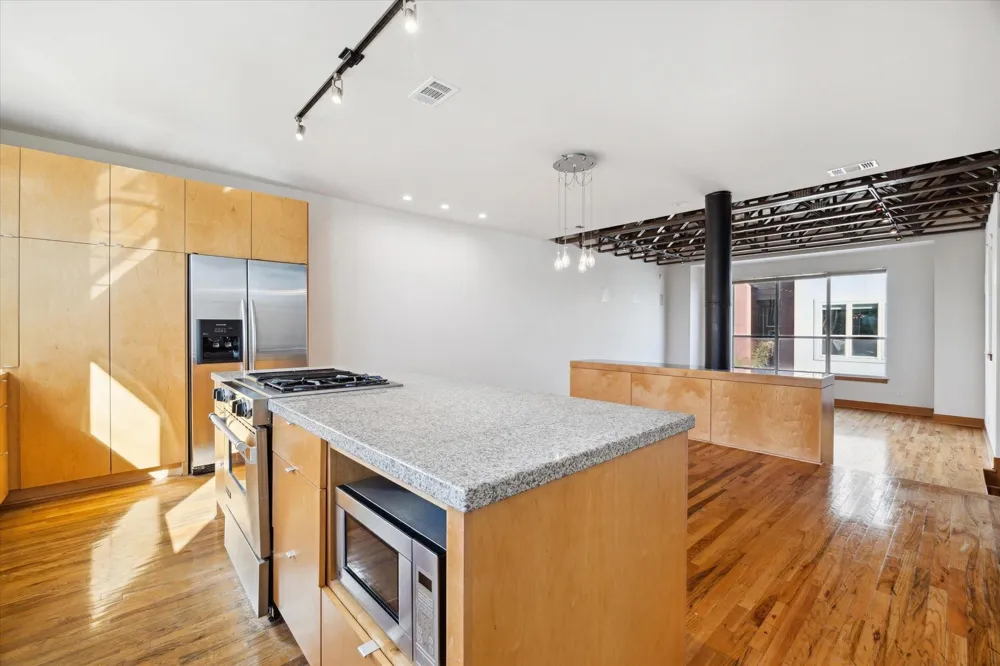 94 Drew Street #C Houston, TX 77006