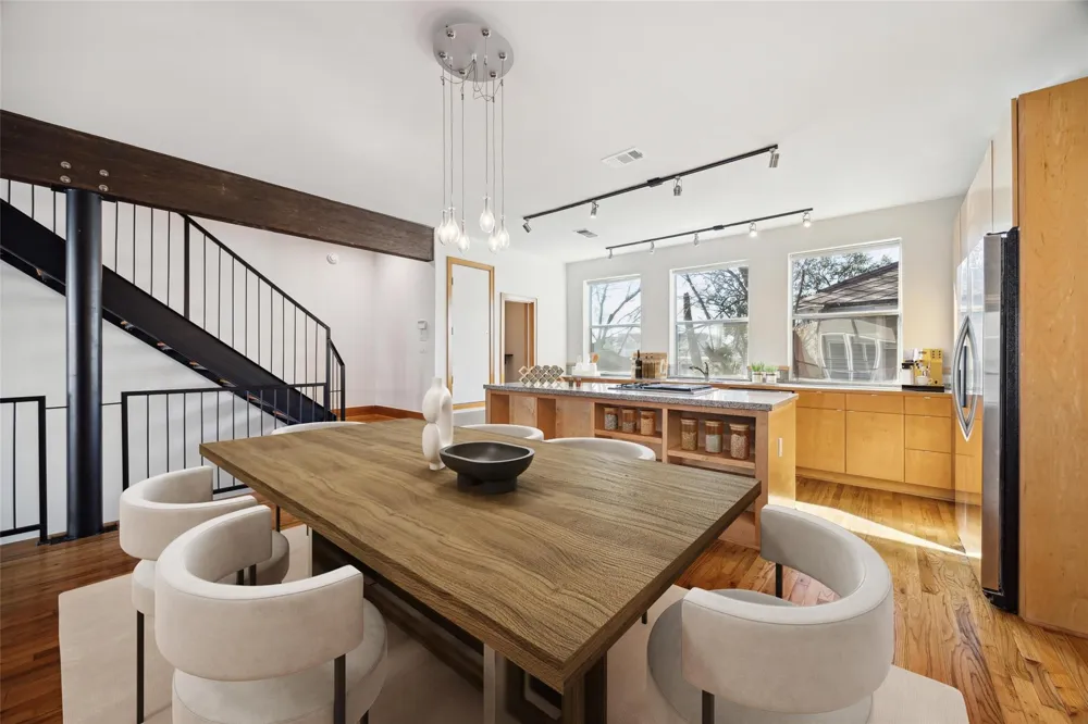 94 Drew Street #C Houston, TX 77006