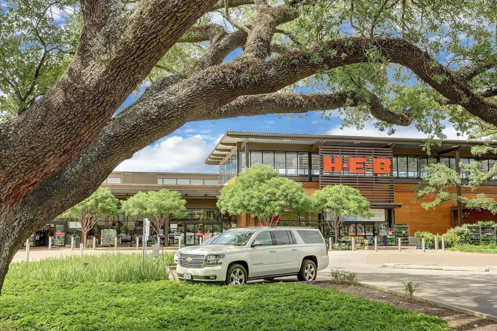94 Drew Street #C Houston, TX 77006