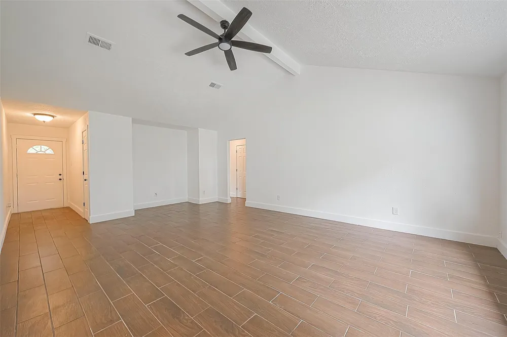 3814 Maplewood Drive La Porte, TX 77571