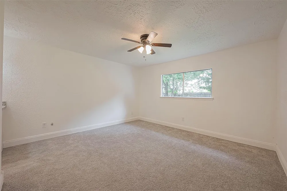 3814 Maplewood Drive La Porte, TX 77571