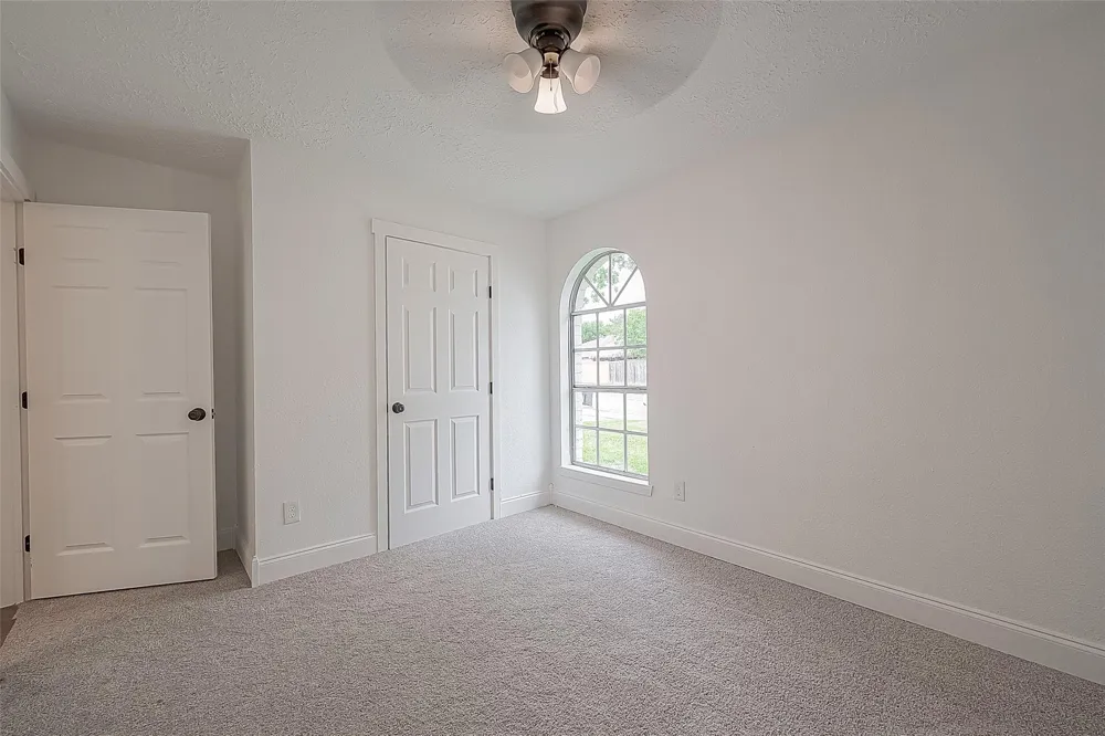 3814 Maplewood Drive La Porte, TX 77571