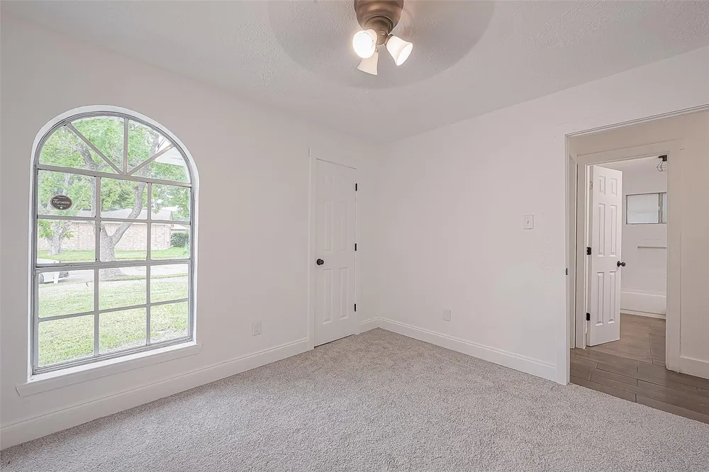 3814 Maplewood Drive La Porte, TX 77571