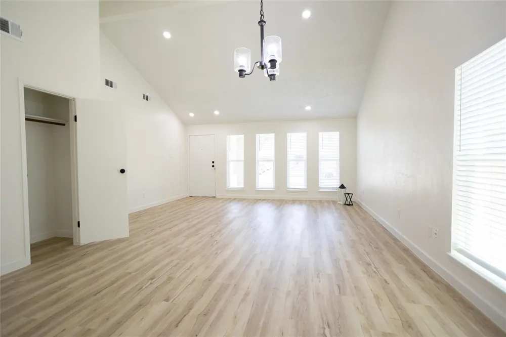7006 Foxfield Lane Humble, TX 77338