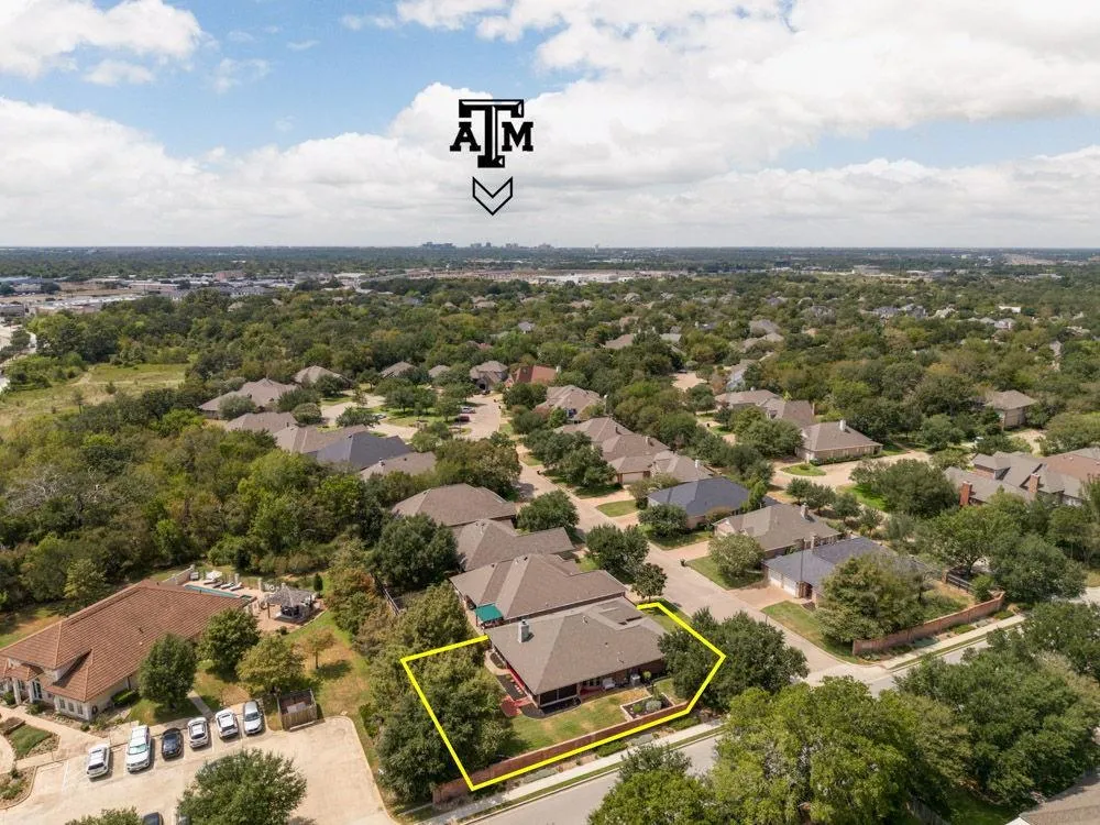 1320 Wilshire Court College Station, TX 77845