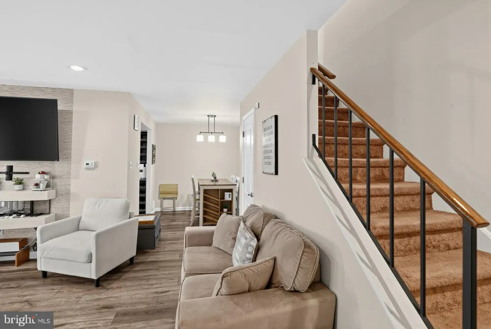 3071 HARBOUR DRIVE Palmyra, NJ 08065