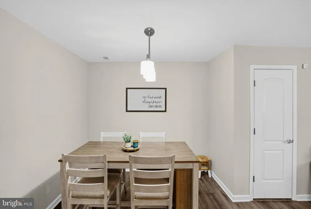 3071 HARBOUR DRIVE Palmyra, NJ 08065