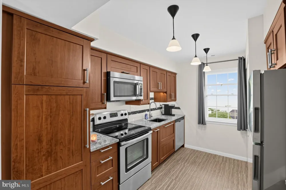 3071 HARBOUR DRIVE Palmyra, NJ 08065