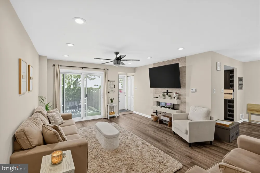 3071 HARBOUR DRIVE Palmyra, NJ 08065
