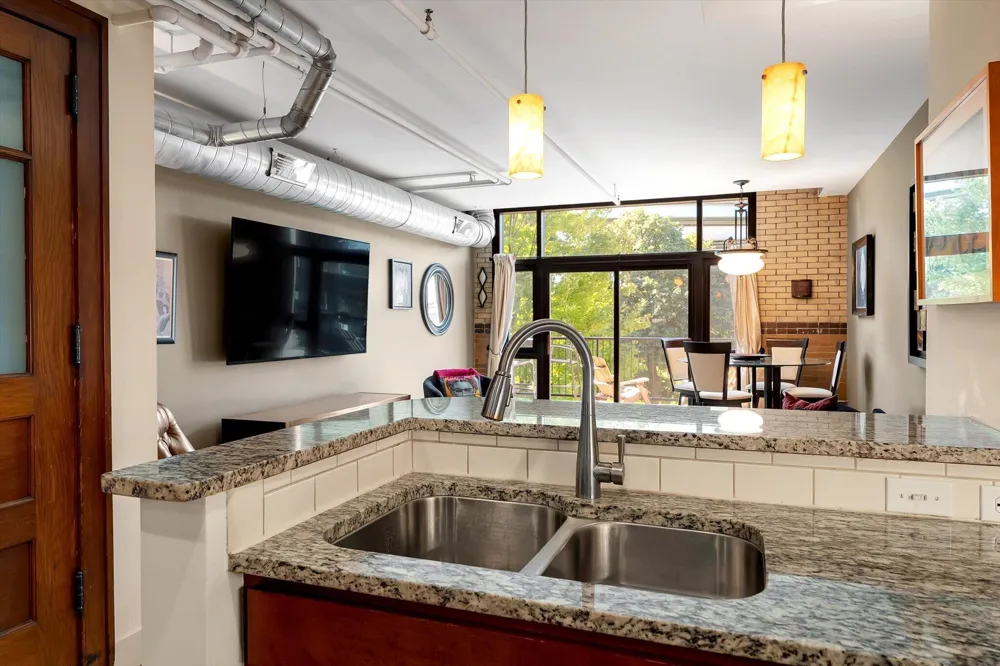 600 Broadway Avenue NW #224 Grand Rapids, MI 49504