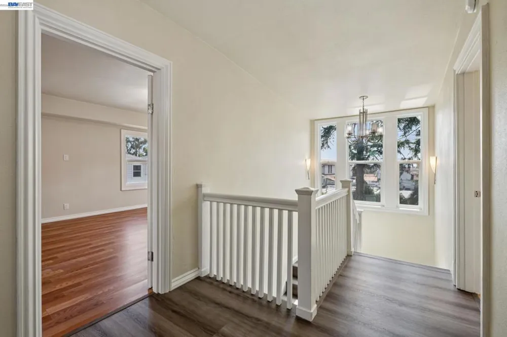 6031 Camden St Oakland, CA 94605