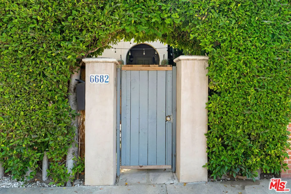 6680 Drexel Avenue Los Angeles, CA 90048
