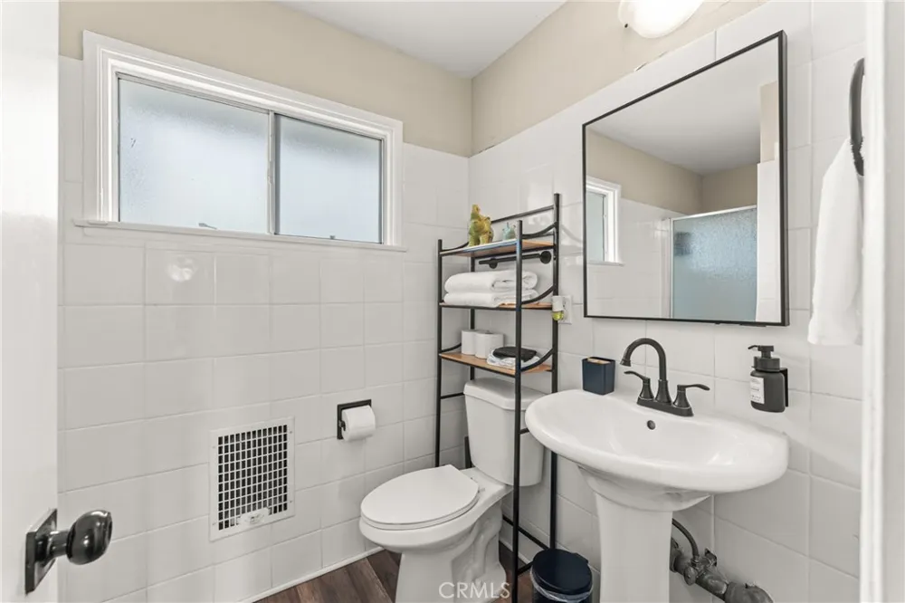 8844 Garfield Buena Park, CA 90620