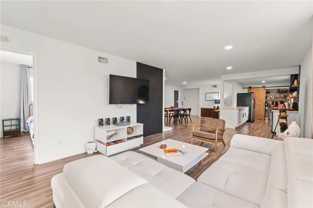 8844 Garfield Buena Park, CA 90620