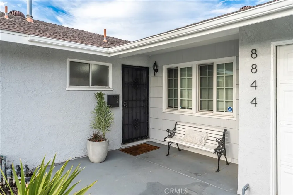 8844 Garfield Buena Park, CA 90620