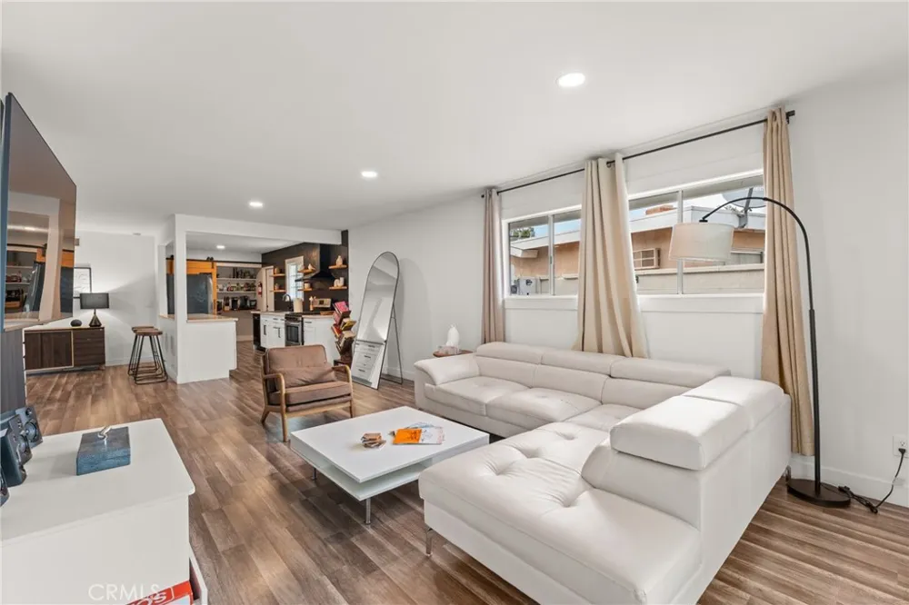8844 Garfield Buena Park, CA 90620